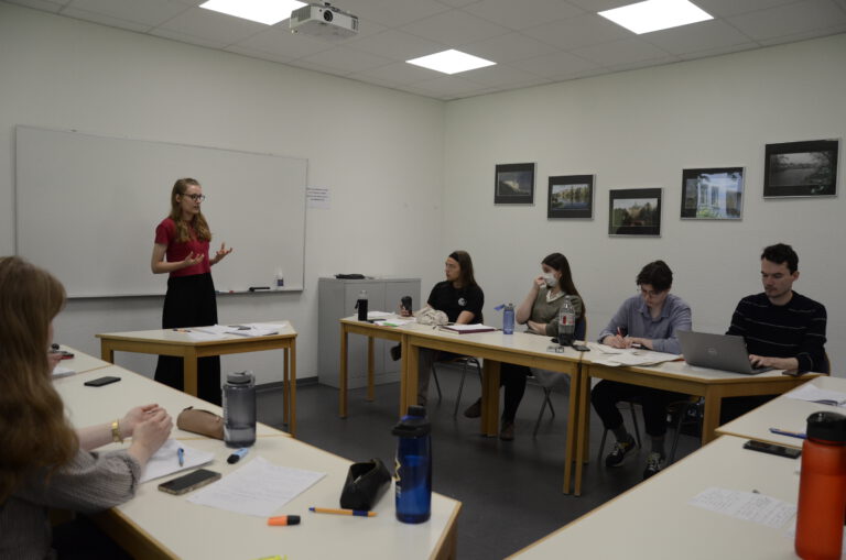 Hannah Arendt Debattierclub Marburg Vorrunde